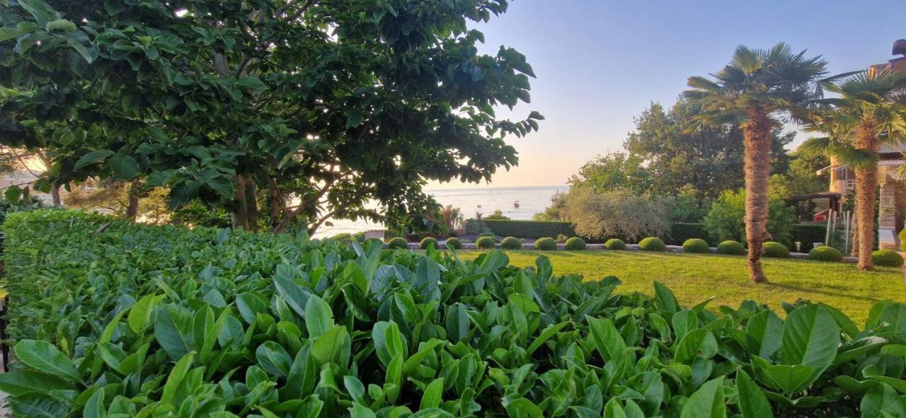 Studio Malinska, 30M From The Beach Bagian luar foto